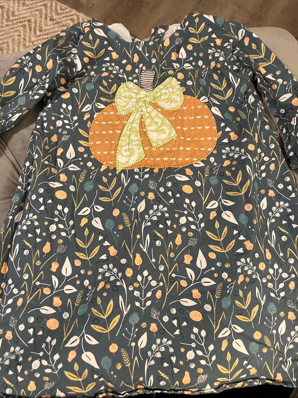 Lot of 3 Girls Pink Chicken Pink Floral Dress and 2 more size 4 - Picture 4 of 6